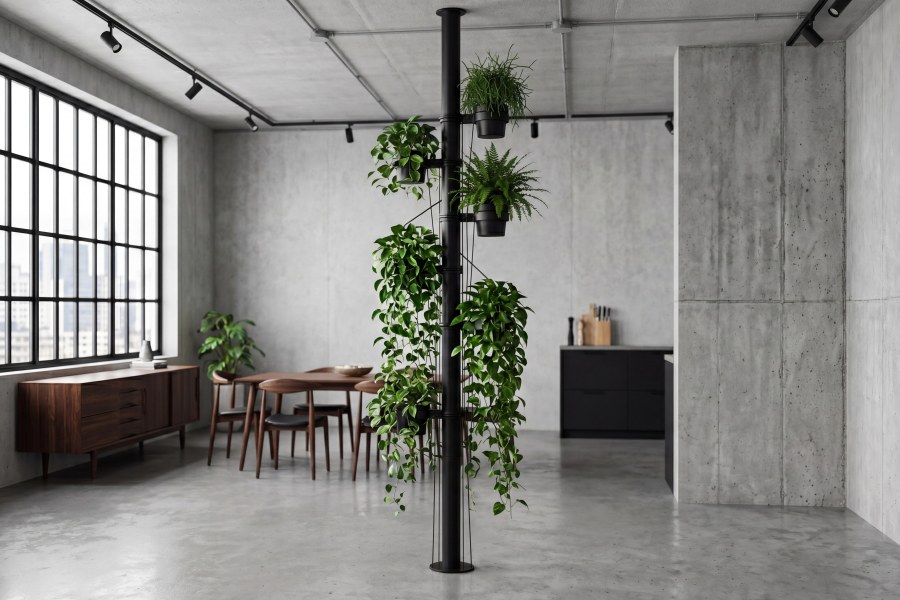 Deckenmontierter Rohr-Pflanzenständer Versanis im Loft-Interieur