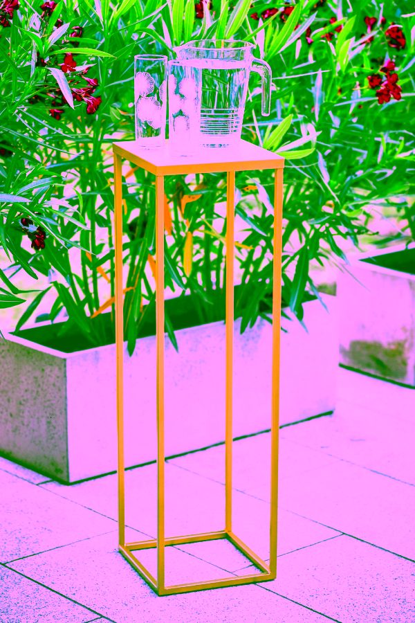 Multifunktionsst&auml;nder mit Ablage 80