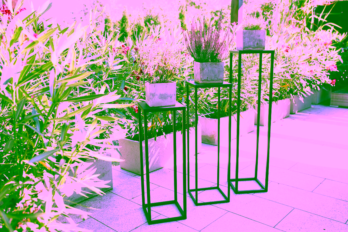 Multifunktionsst&auml;nder mit Ablage 80 - Inneneinrichtung