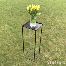 Blumenständer aus Metall. Modell:484