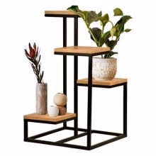 Dekorativer Ständer mit Modell:656