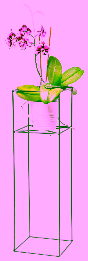 Metall. durchbrochenes stehendes Blumenbeet