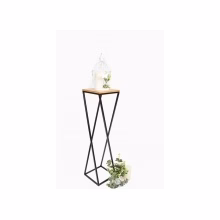 Metallblumenbeet, Diagonalständer mit Modell:517