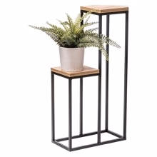 Metallischer, minimalistischer freistehender Modell:666