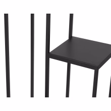 Stehendes Blumenbeet. Metallständer Modell:631