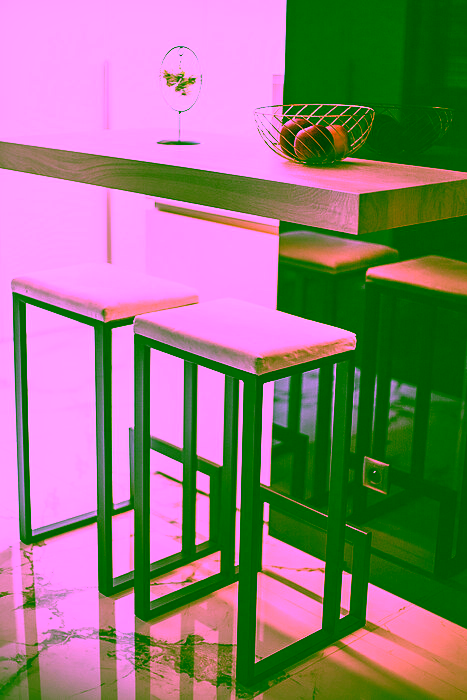 Barstuhl aus Metall, Hocker mit Fußstütze